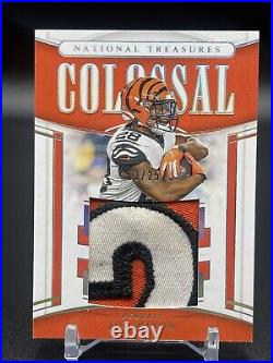 2019 National Treasures Joe Mixon Colossal Game-Used Stained Patch #/25 Bengals