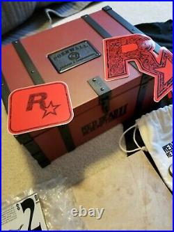 RARE Red Dead Redemption 2 MASSIVE LOT with match box, pins, metal box, cards, etc
