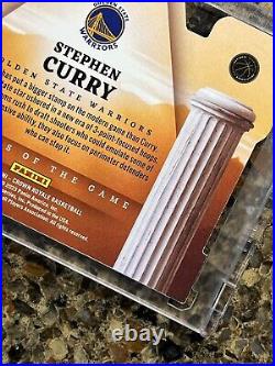 Stephen Curry 2022-23 Panini Crown Royale PILLARS OF THE GAME 2/99 Refractor SSP
